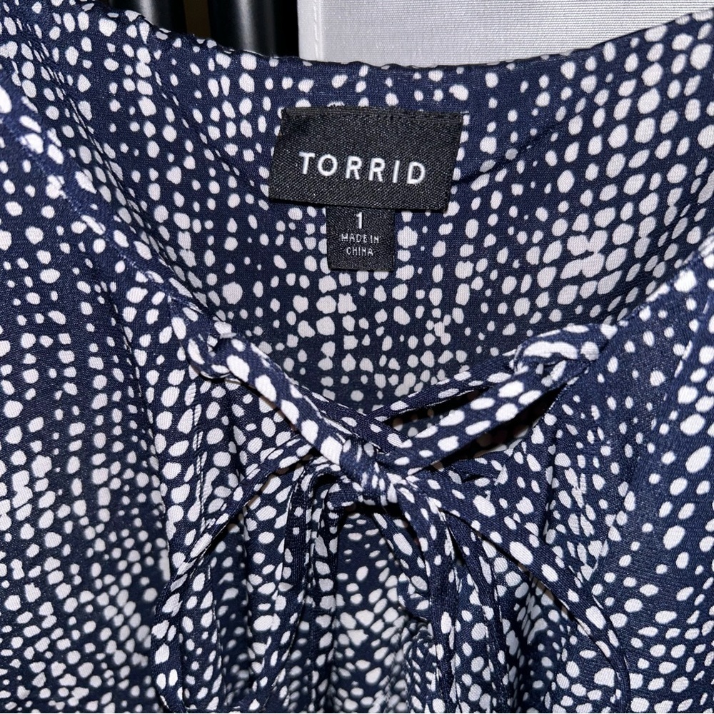 Torrid Abstract Navy/White Ruffled Laced Neckline Cottagecore High Low d… - Picture 4 of 8